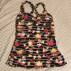 Torrid bathing suit top size 2(plus size)